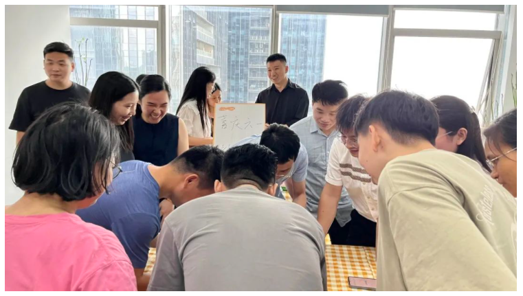 快乐六一，畅享端午。”夭〣BO的大朋友也过儿童节